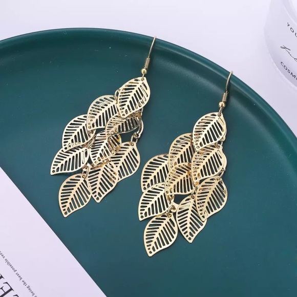 Earrings - Picture 2 of 2